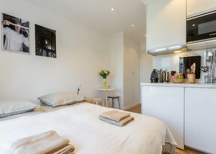 Cozy With Amazing View 홈스테이 *