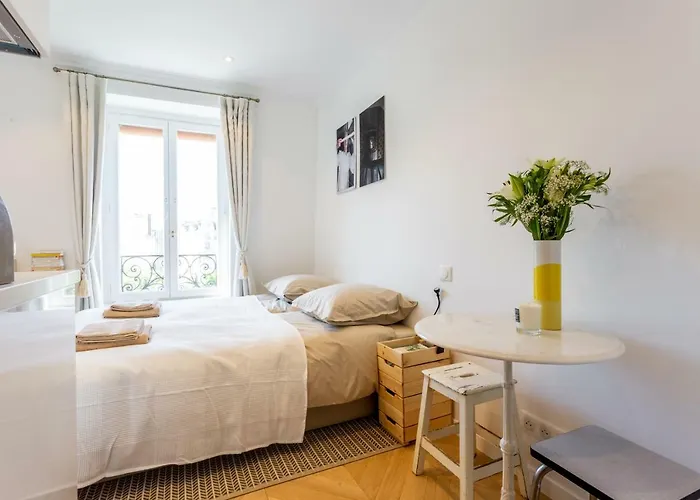 Homestay Cozy With Amazing View Paris